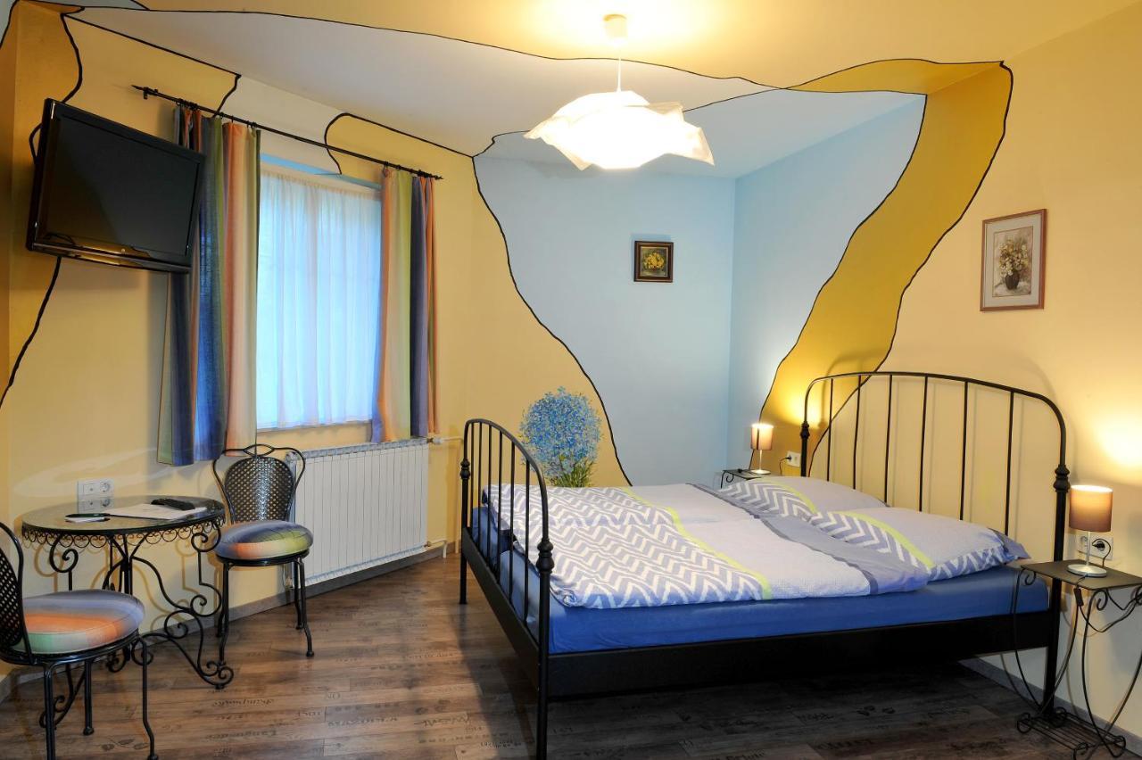 Hotel Gostilna In Prenocisca Brancurnik à Prevalje Extérieur photo