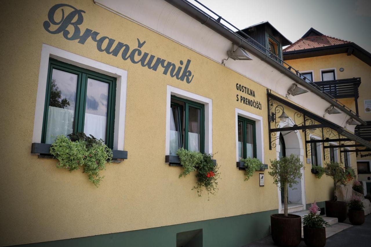 Hotel Gostilna In Prenocisca Brancurnik à Prevalje Extérieur photo