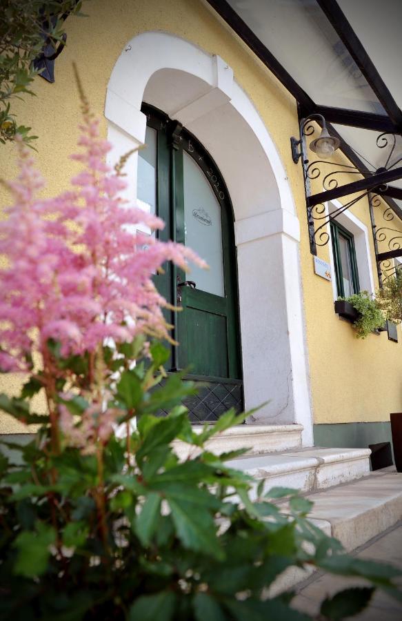 Hotel Gostilna In Prenocisca Brancurnik à Prevalje Extérieur photo