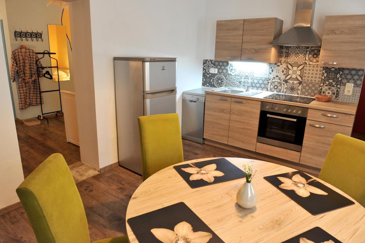 Hotel Gostilna In Prenocisca Brancurnik à Prevalje Extérieur photo