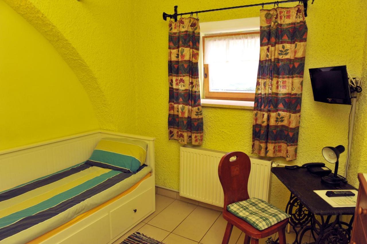 Hotel Gostilna In Prenocisca Brancurnik à Prevalje Extérieur photo